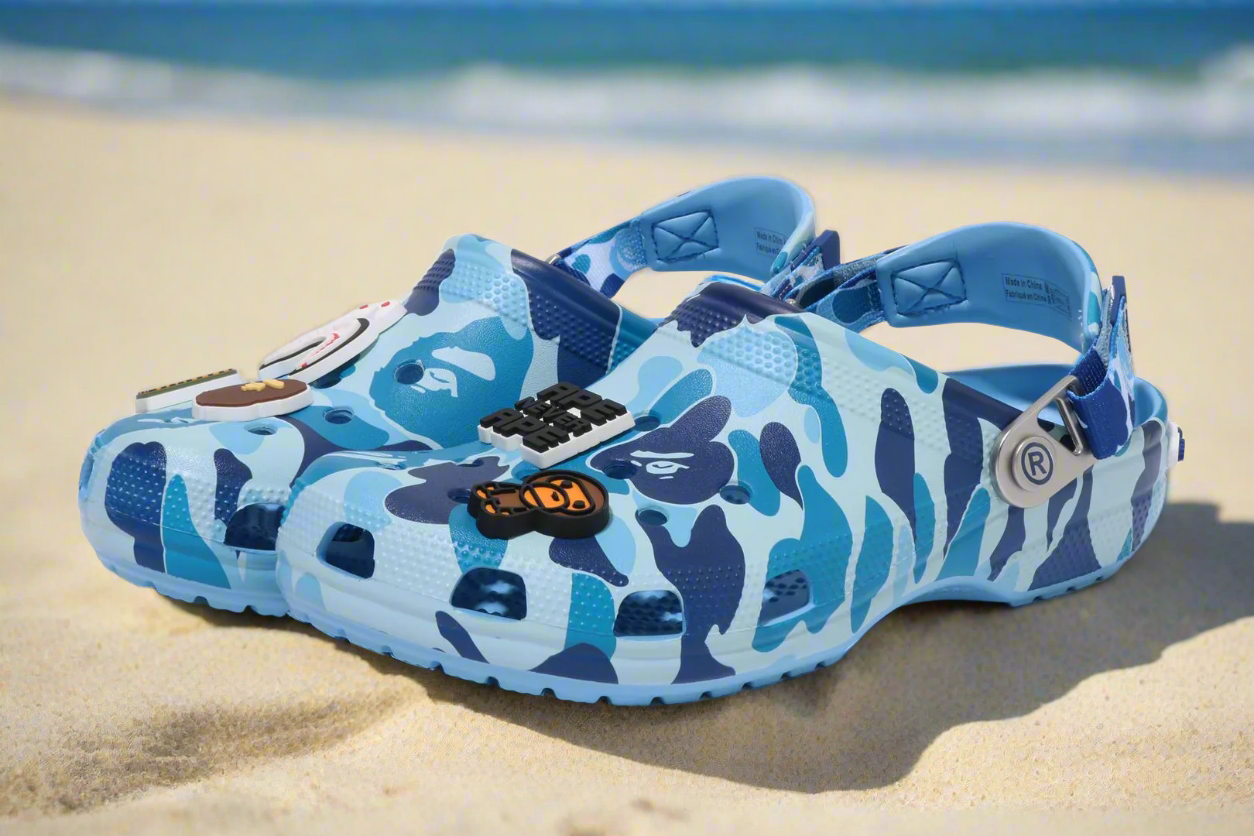 A BATHING APE x Crocs Classic Clog - Blue