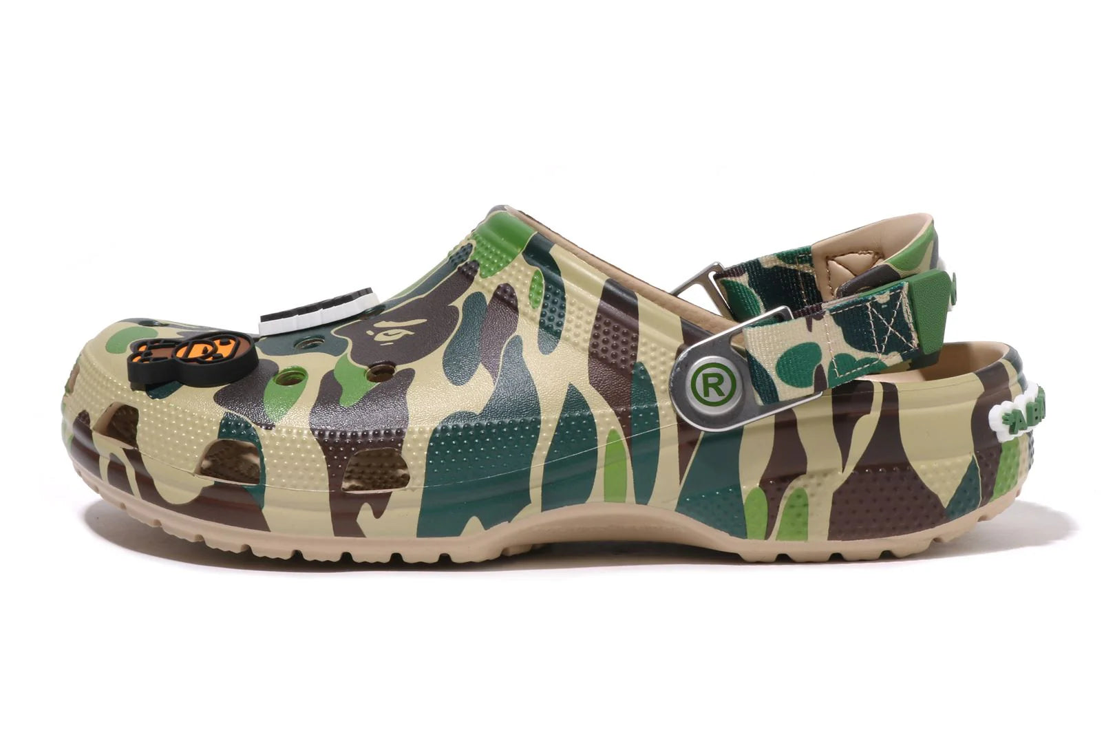 A BATHING APE x Crocs Classic Clog - Green