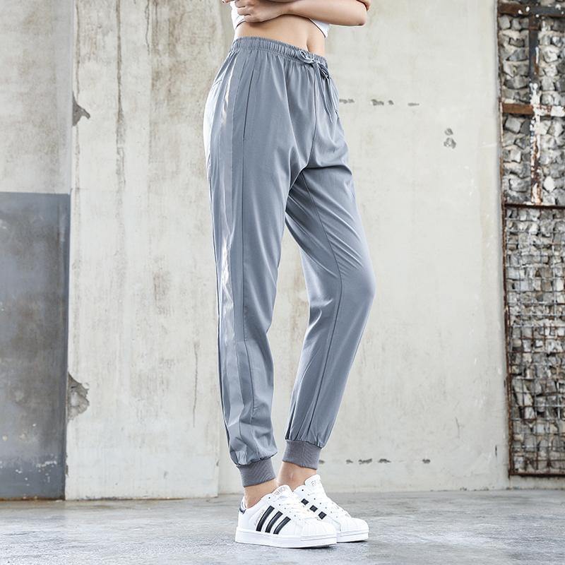 Women Sweatpants Ultralight, Reflective - One Stroke on Side - mTravel Store