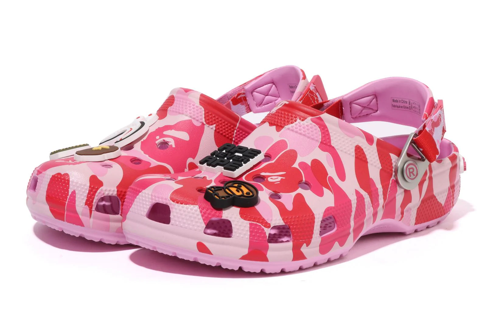 A BATHING APE x Crocs Classic Clog - Pink
