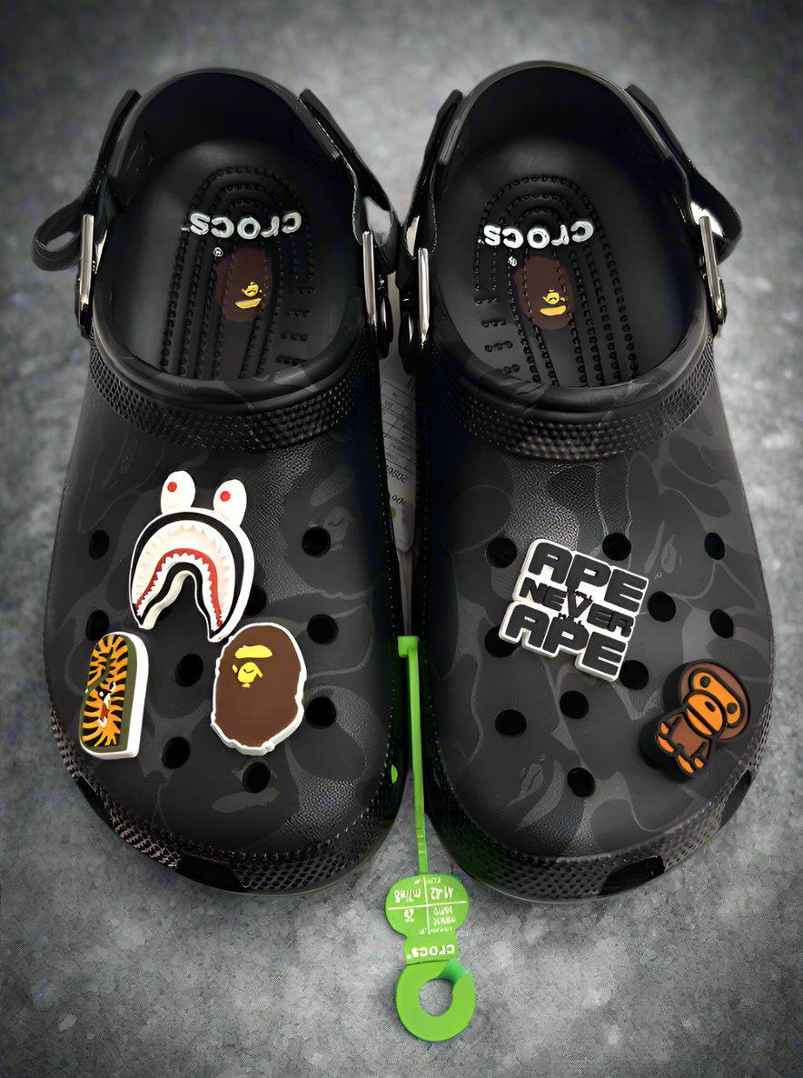 A BATHING APE x Crocs Classic Clog - Black