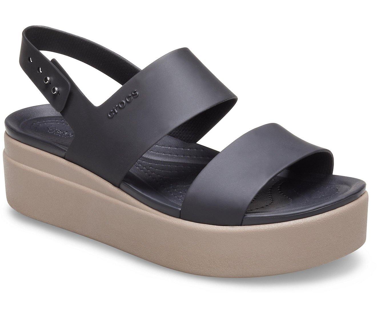 Brooklyn low best sale wedge crocs