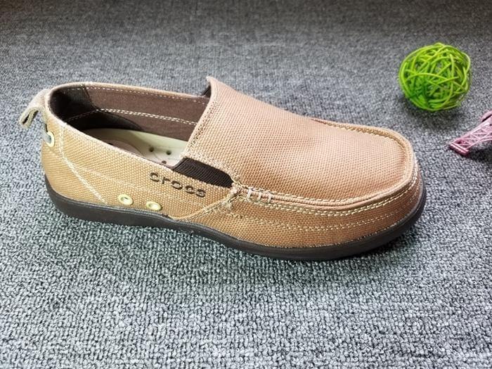 Crocs - Men's Wallu Slip-on - mTravel Store