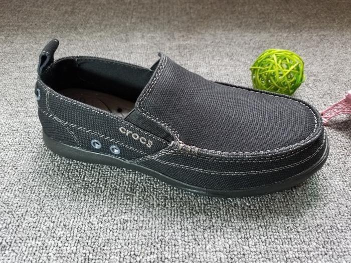 Crocs - Men's Wallu Slip-on - mTravel Store